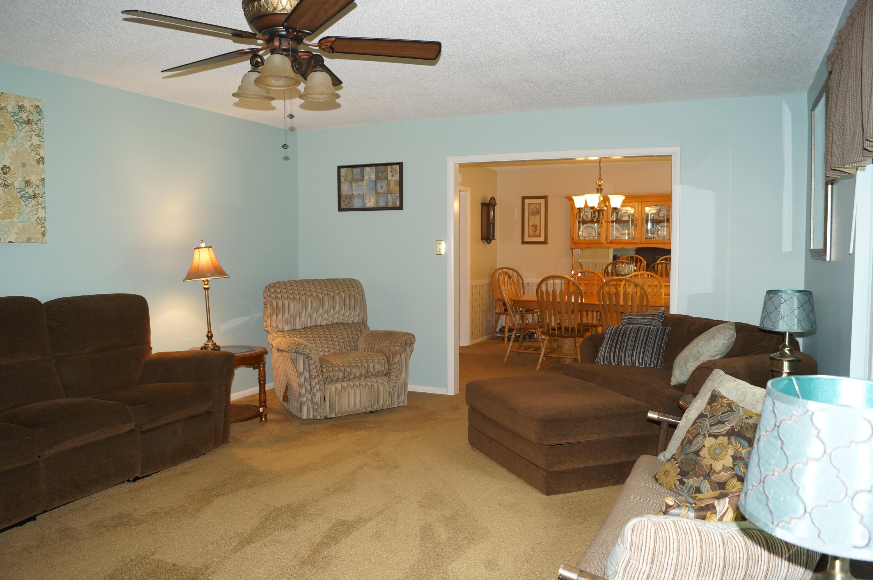 418 Bluff Point Road Harriman, TN 37748 - Photo 26 of 37 Living Room