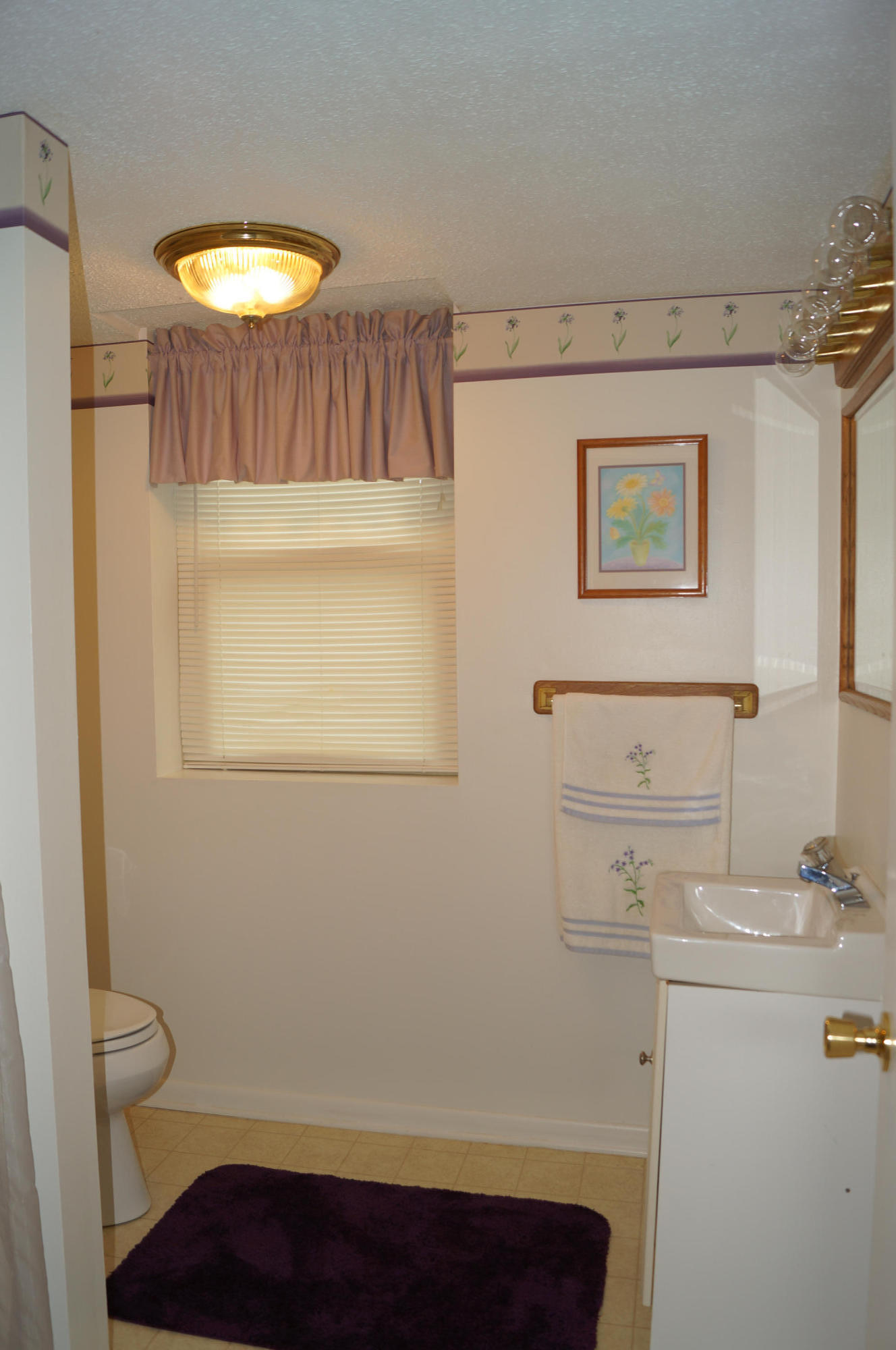 418 Bluff Point Road Harriman, TN 37748 - Photo 10 of 37 Downstairs Bathroom