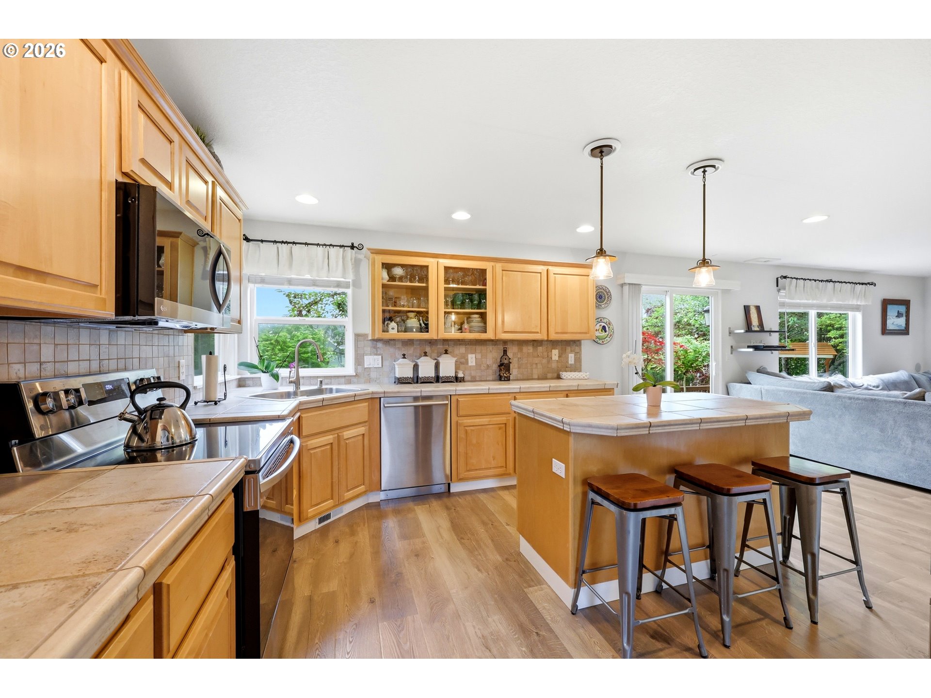 2046 Northwest Fargo Court Camas, WA 98607 - Photo 5 of 36