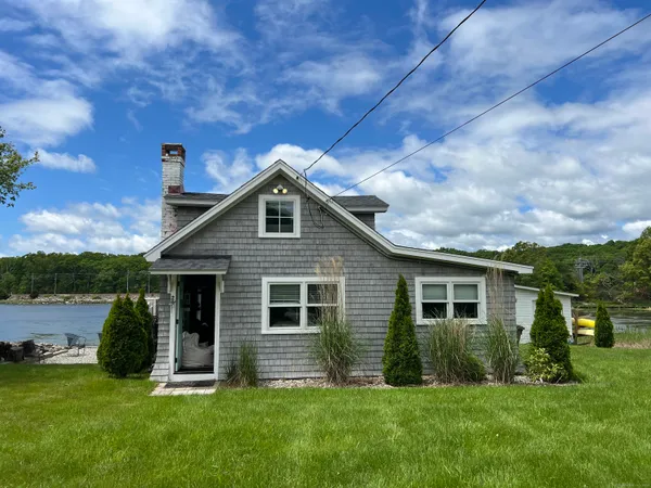 $18,000 | 61 Old Black Point Road, East Lyme, CT 06357