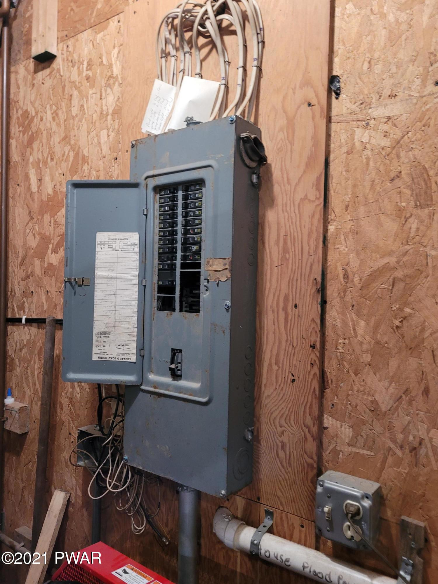Canaan Township Road Waymart, PA 18472 - Photo 43 of 55 Electric Shop