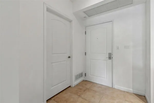 $4,500 | 7350 Southwest 89th Street, Unit 1504S, Miami, FL 33156