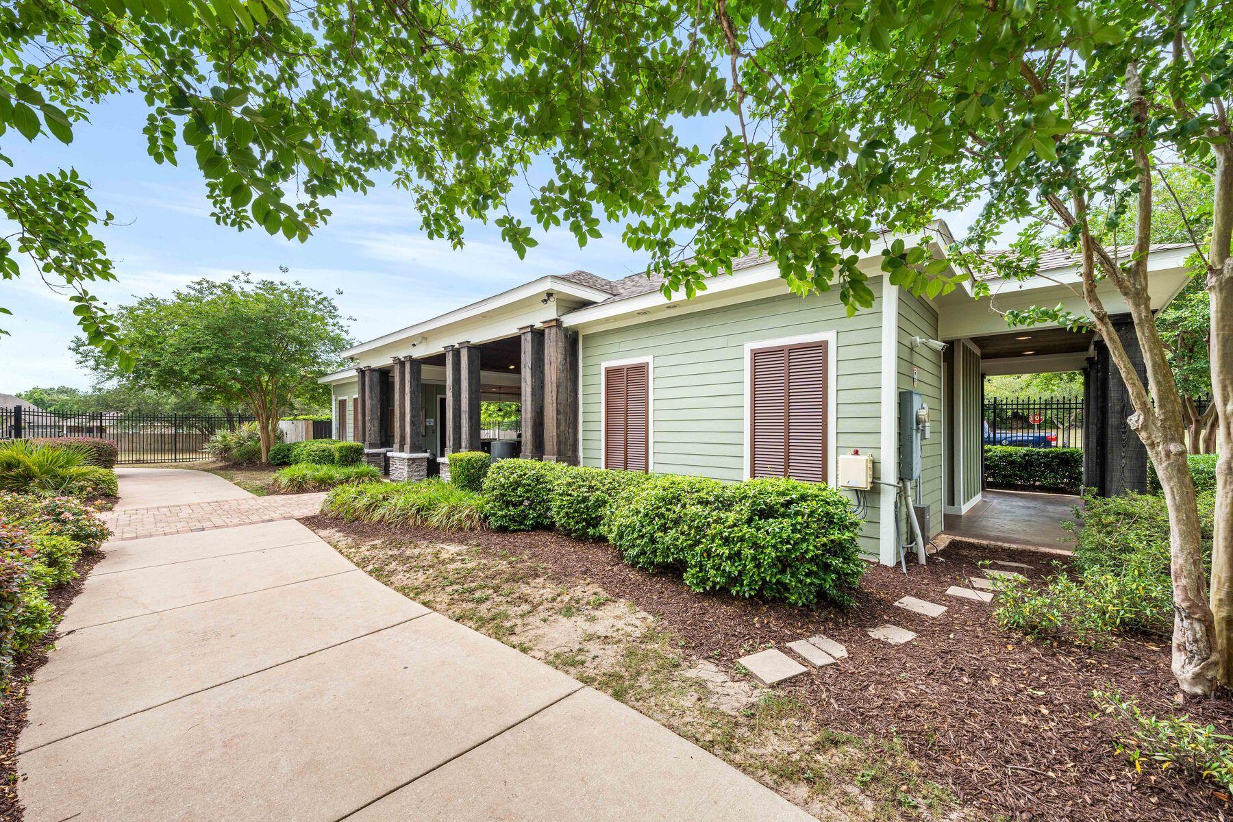 656 Teal Street Crestview, FL 32539 - Photo 48 of 58 Clubhouse