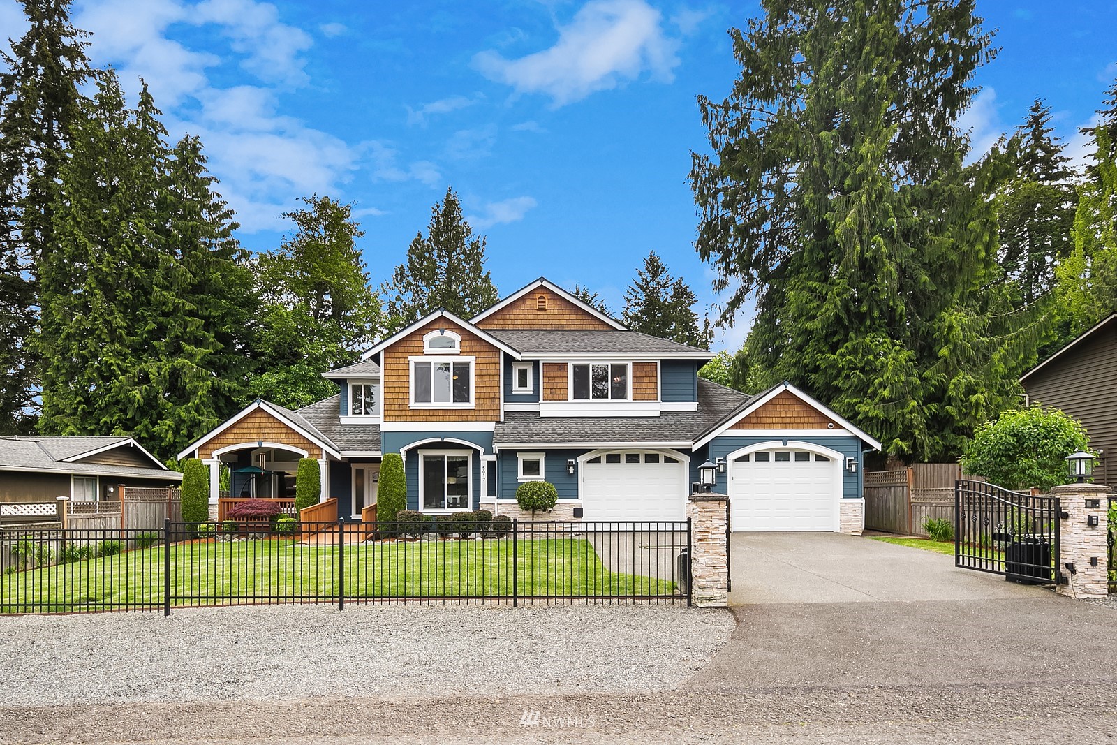 5017 Northeast 24th Street Renton, WA 98059 - Photo 3 of 35 Gallery Image 3