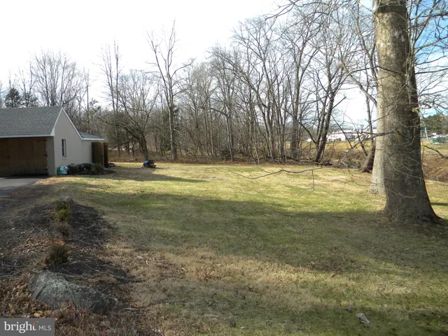 $1,800 | 2054 Swamp Pike, Gilbertsville, PA 19525