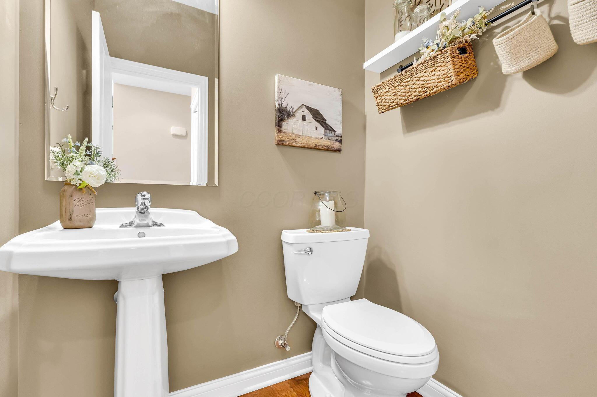 88 Mendolin Way Powell, OH 43065 - Photo 16 of 53 16-Half Bath