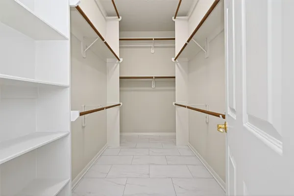 $475,000 | 6 Coachman Ridge Place, Spring, TX 77382