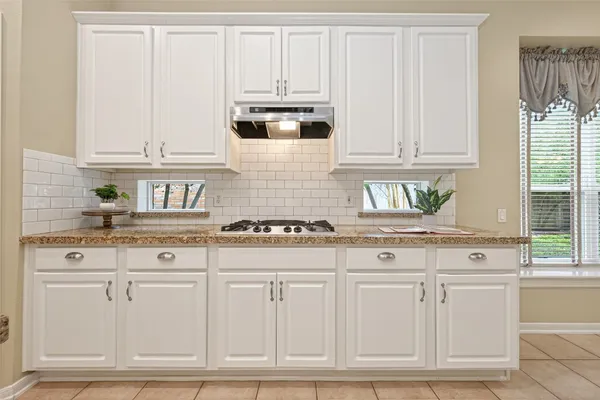 $475,000 | 6 Coachman Ridge Place, Spring, TX 77382