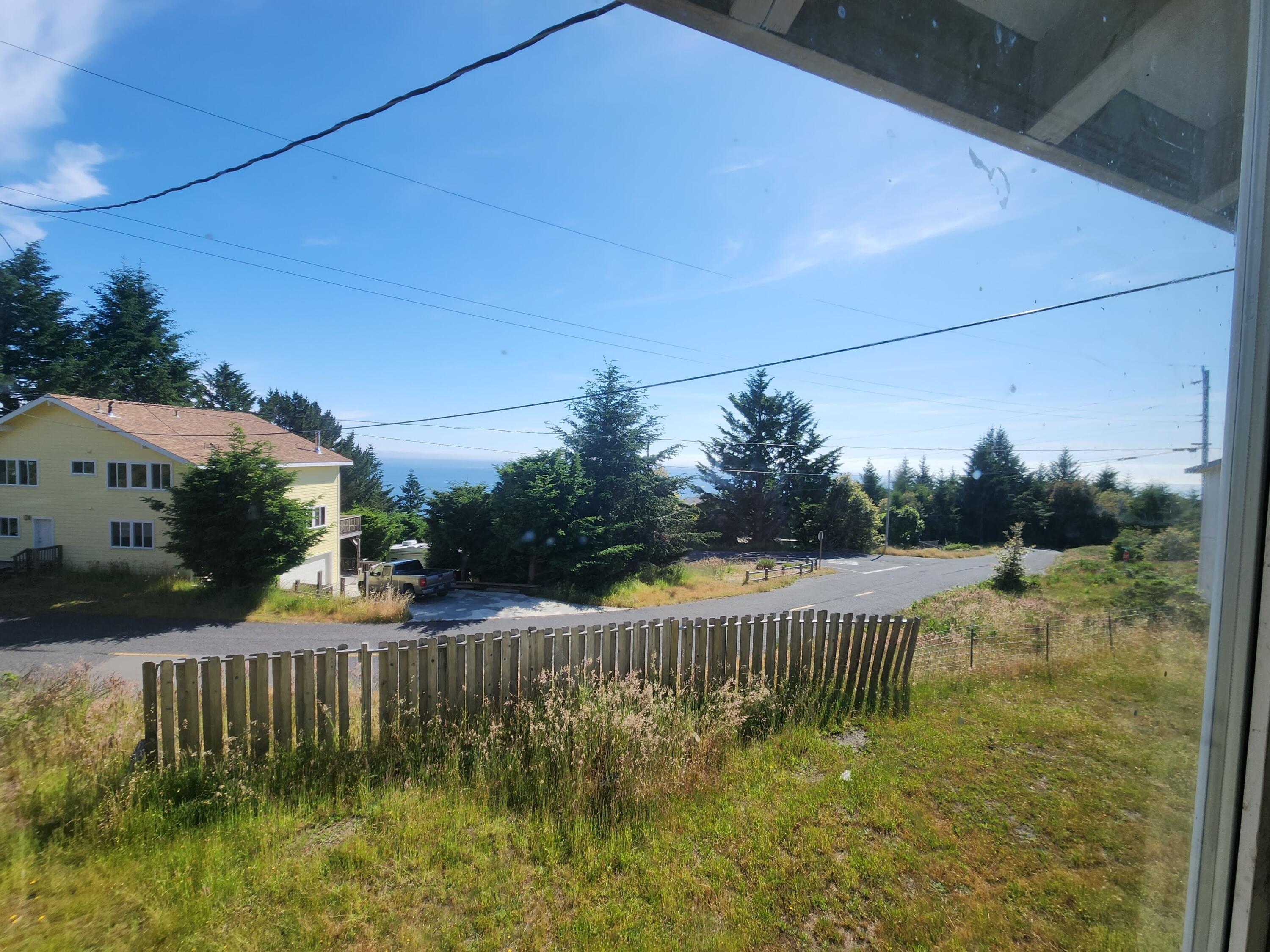 230 Olson Road Whitethorn, CA 95589 - Photo 13 of 32