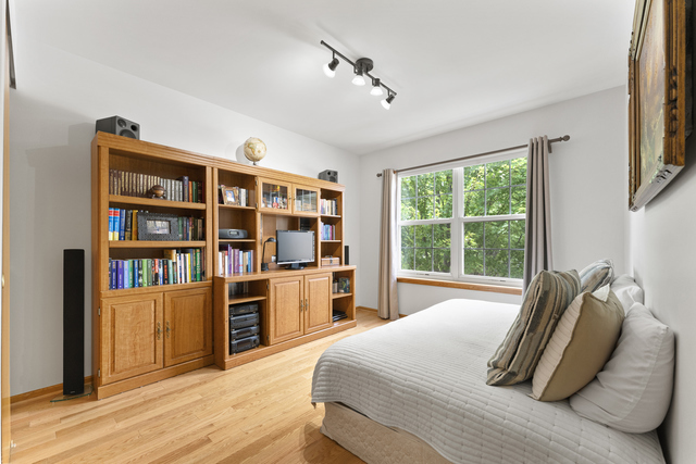 141 Crescent Lane, Unit 141 Schaumburg, IL 60193 - Photo 19 of 22