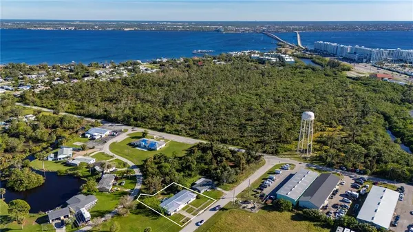 $350,000 | 4362 Pinnacle Street, Punta Gorda, FL 33980