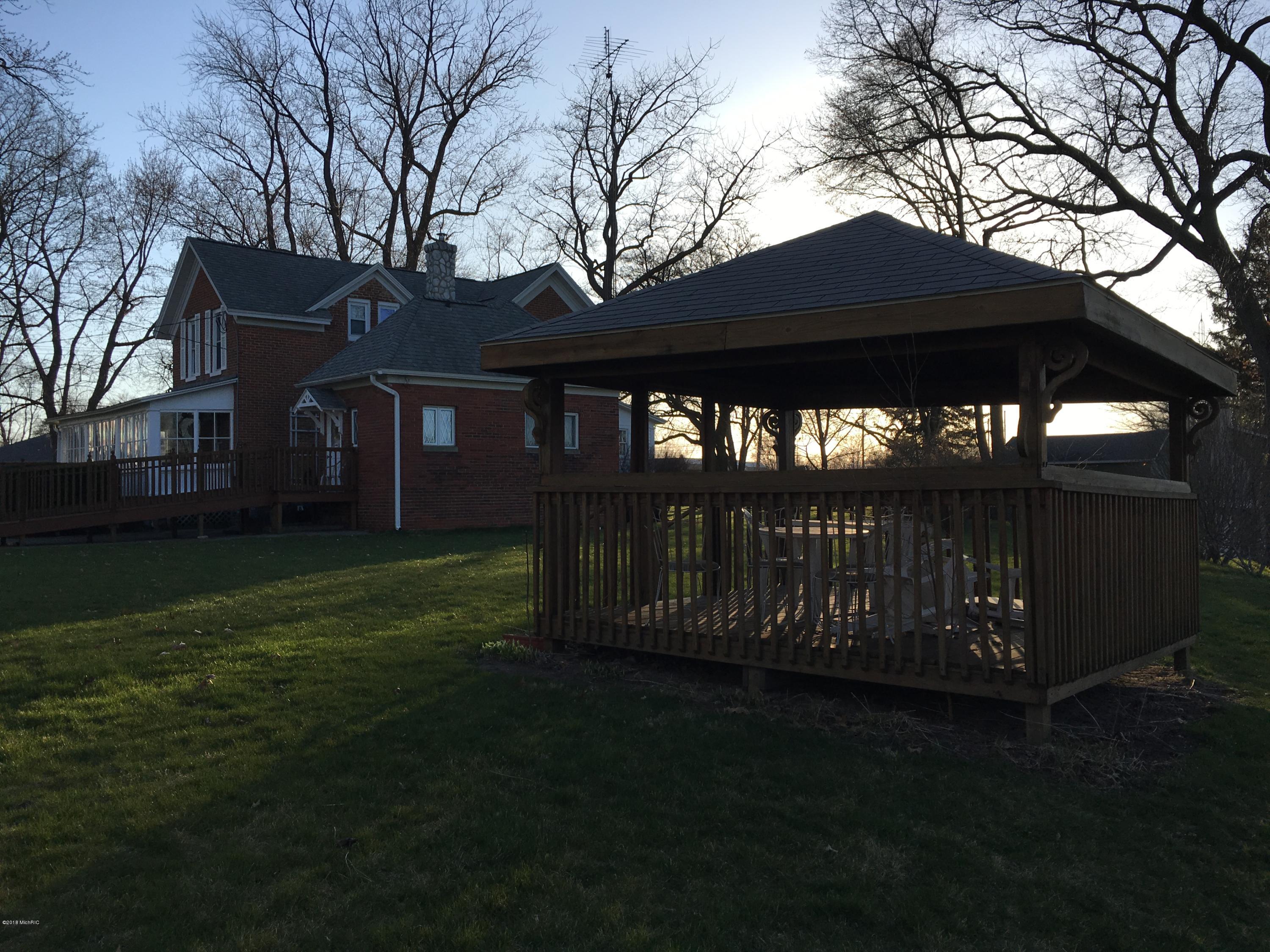 2575 Niles Road St. Joseph, MI 49085 - Photo 6 of 34 IMG_5200