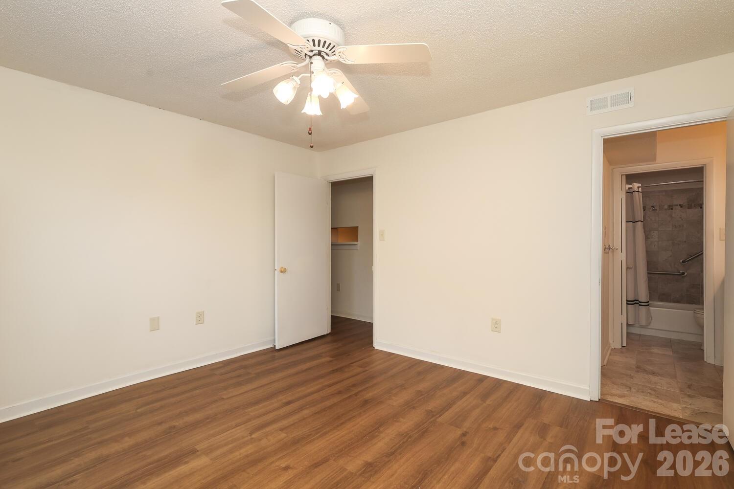 4912 Sardis Road, Unit F Charlotte, NC 28270 - Photo 13 of 19