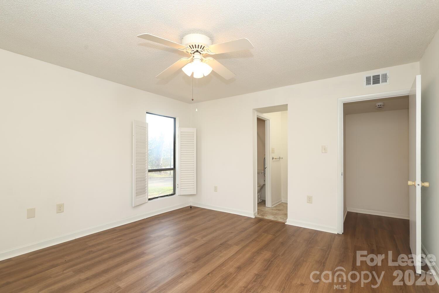 4912 Sardis Road, Unit F Charlotte, NC 28270 - Photo 16 of 19