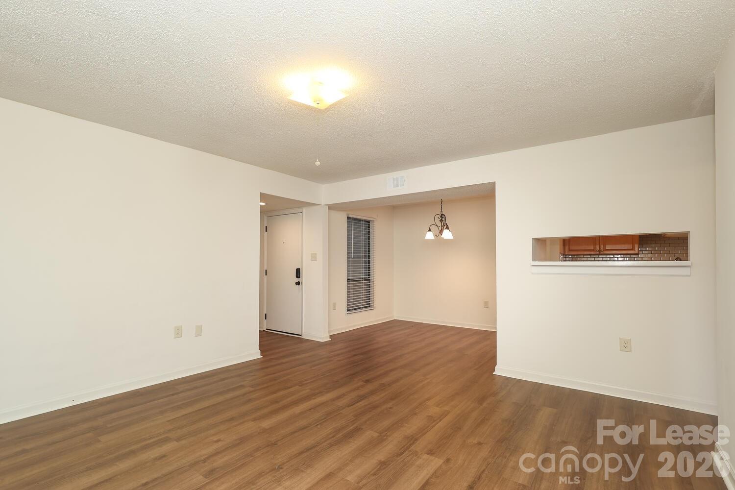 4912 Sardis Road, Unit F Charlotte, NC 28270 - Photo 4 of 19