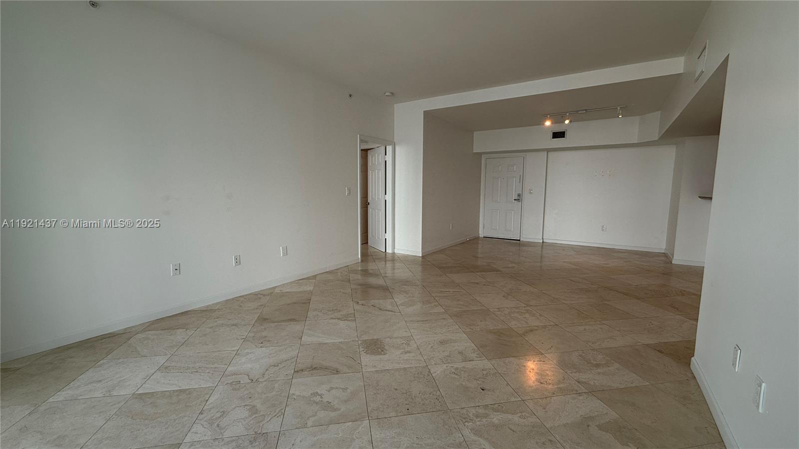 1155 Brickell Bay Drive, Unit PH104 Miami, FL 33131 - Photo 12 of 35 a view of an empty room