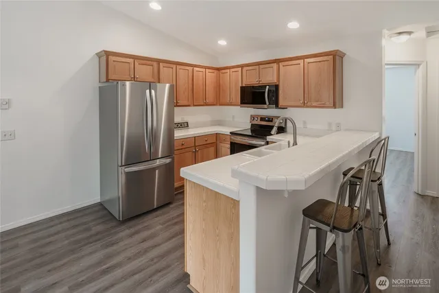 $375,000 | 201 Ocean Beach Boulevard South, Unit 15, Long Beach, WA 98631