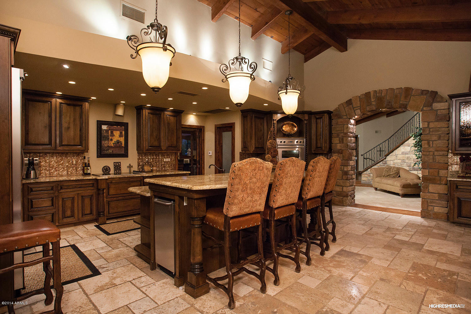 KITCHEN ISLAND, STAINLESS APPLIANCES