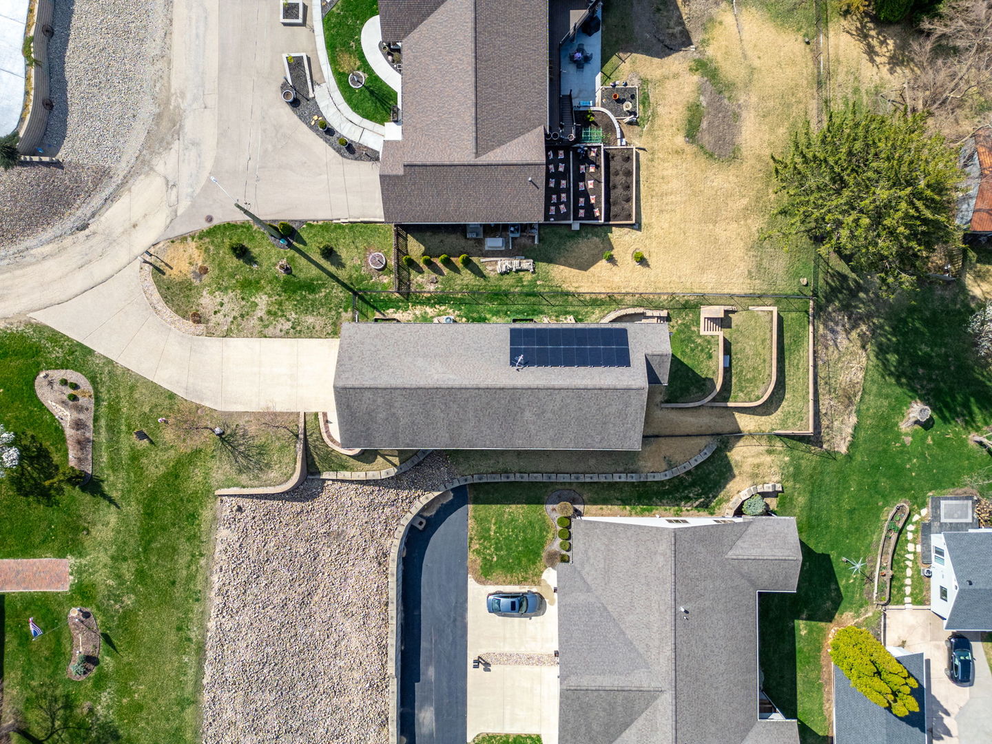 124 5th Street Fulton, IL 61252 - Photo 39 of 45 an aerial view of a house with outdoor space