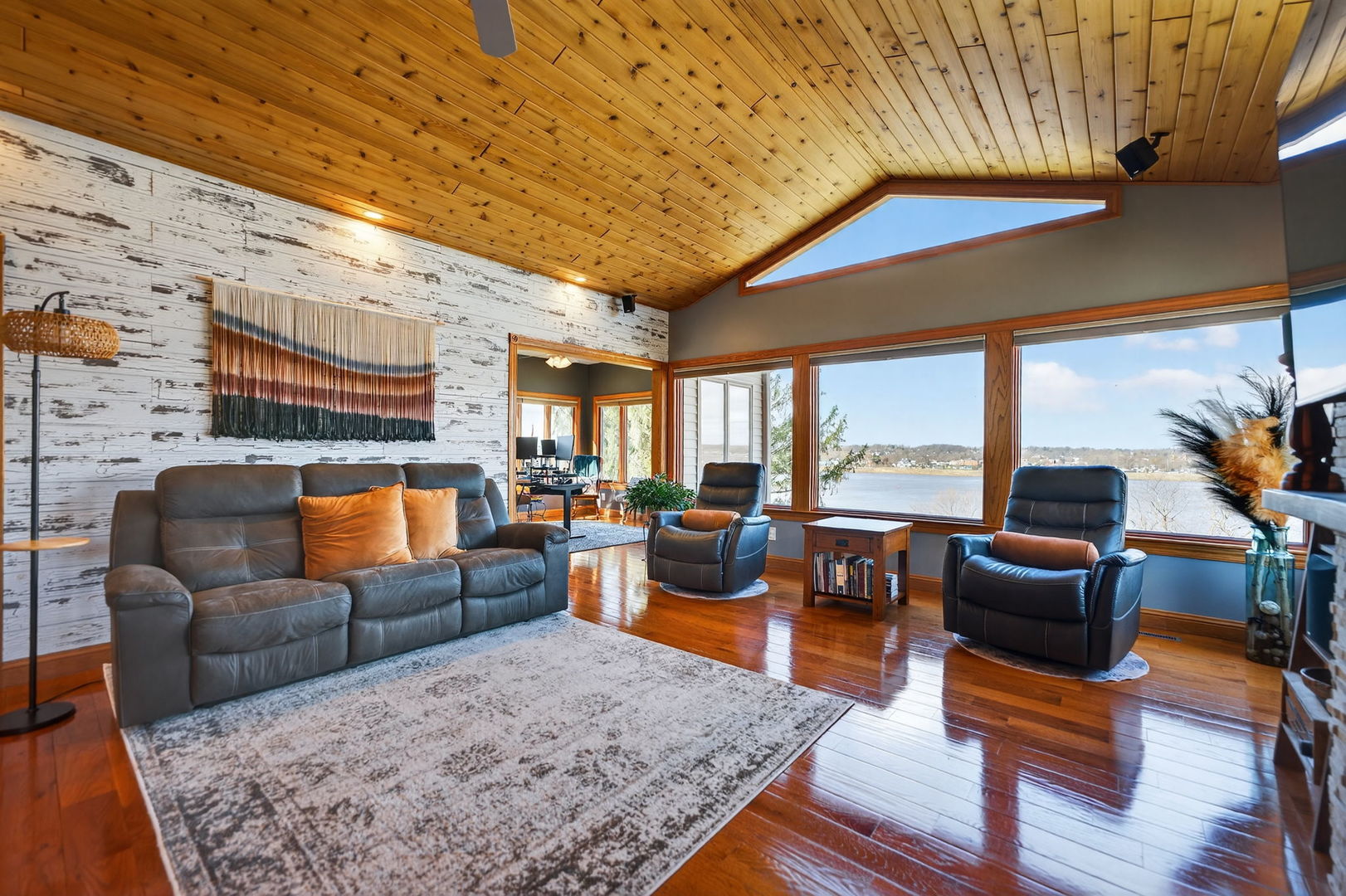 124 5th Street Fulton, IL 61252 - Photo 6 of 45 a living room with furniture and a large window