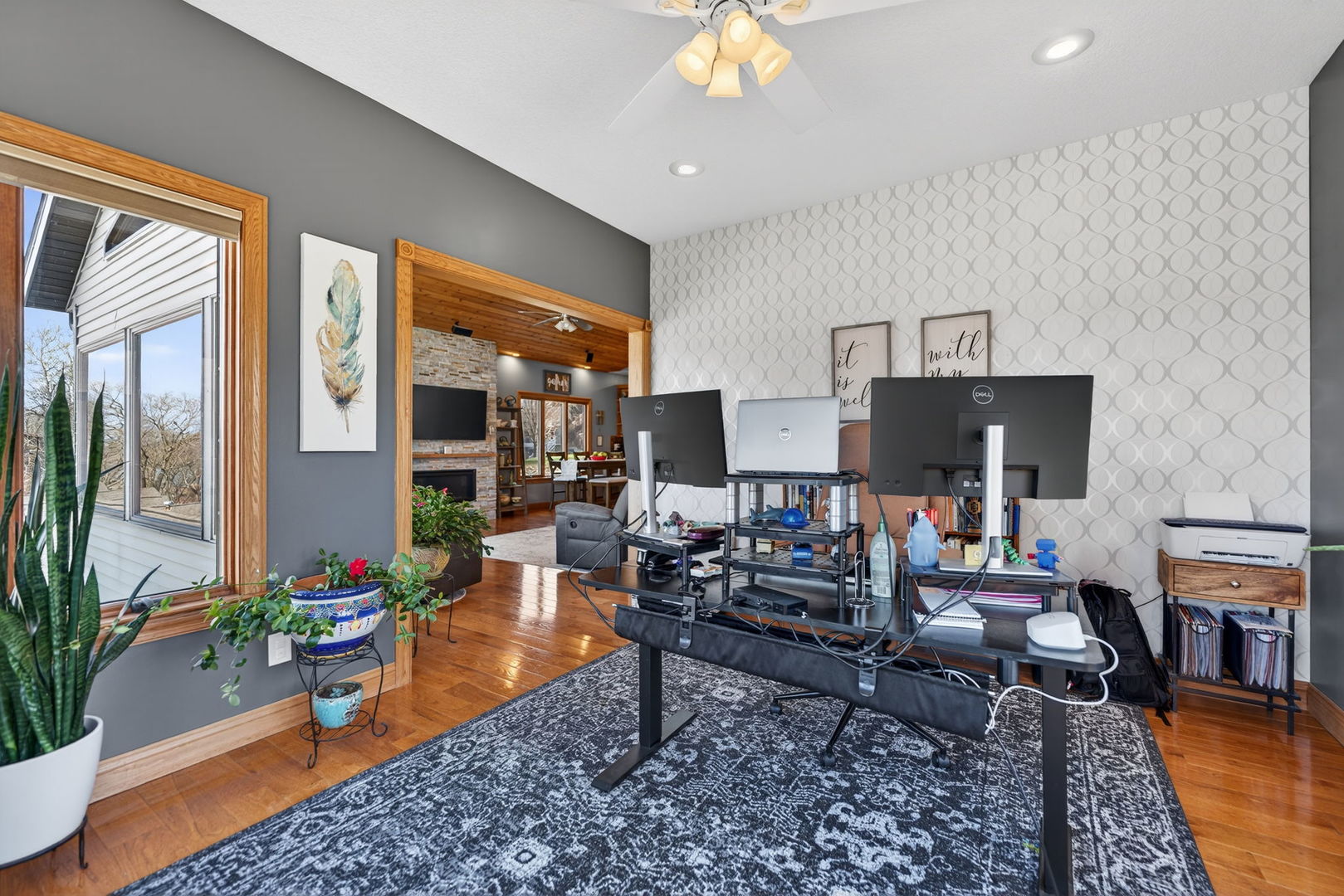 124 5th Street Fulton, IL 61252 - Photo 8 of 45 a living room with furniture and a potted plant