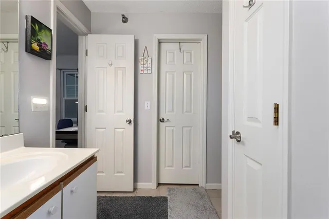 $169,000 | 2407 Northeast 68th Street, Gladstone, MO 64118