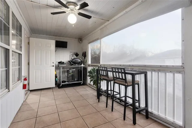 $169,000 | 2407 Northeast 68th Street, Gladstone, MO 64118