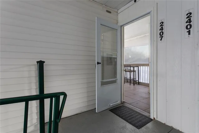 $169,000 | 2407 Northeast 68th Street, Gladstone, MO 64118