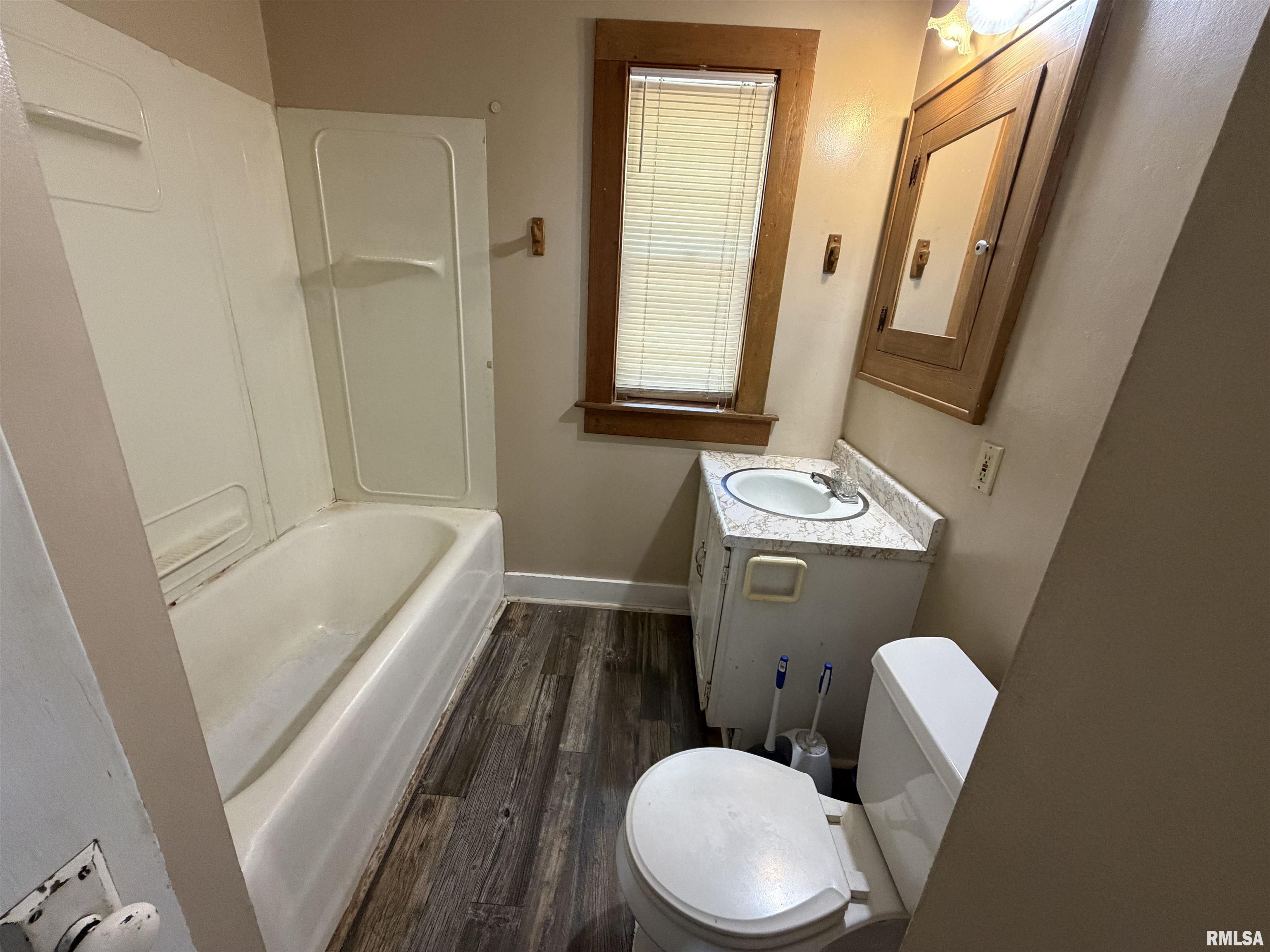 619 East Oak Street Springfield, IL 62703 - Photo 11 of 33 Gallery Image 11