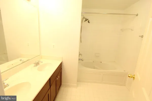 $2,800 | 4464 Beacon Grove Circle, Unit 602A, Fairfax, VA 22033