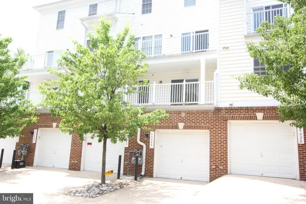 $2,800 | 4464 Beacon Grove Circle, Unit 602A, Fairfax, VA 22033