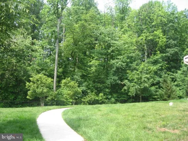 $2,800 | 4464 Beacon Grove Circle, Unit 602A, Fairfax, VA 22033