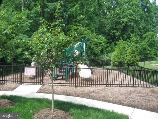 $2,800 | 4464 Beacon Grove Circle, Unit 602A, Fairfax, VA 22033