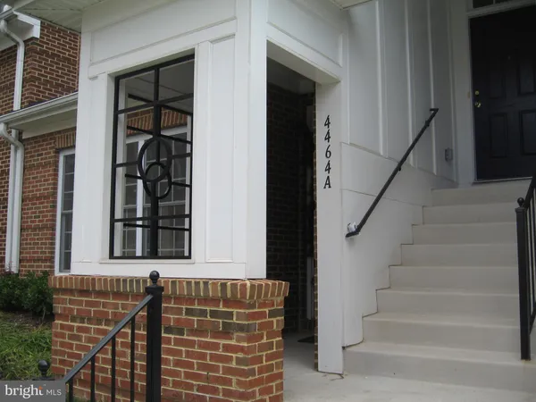 $2,800 | 4464 Beacon Grove Circle, Unit 602A, Fairfax, VA 22033