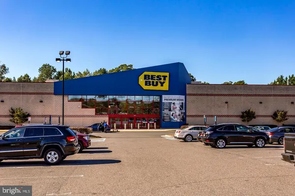 $2,800 | 4464 Beacon Grove Circle, Unit 602A, Fairfax, VA 22033