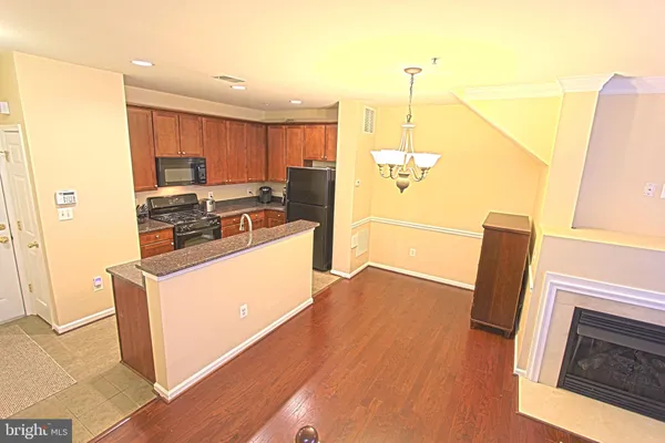 $2,800 | 4464 Beacon Grove Circle, Unit 602A, Fairfax, VA 22033