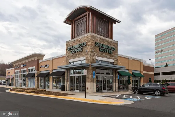 $2,800 | 4464 Beacon Grove Circle, Unit 602A, Fairfax, VA 22033