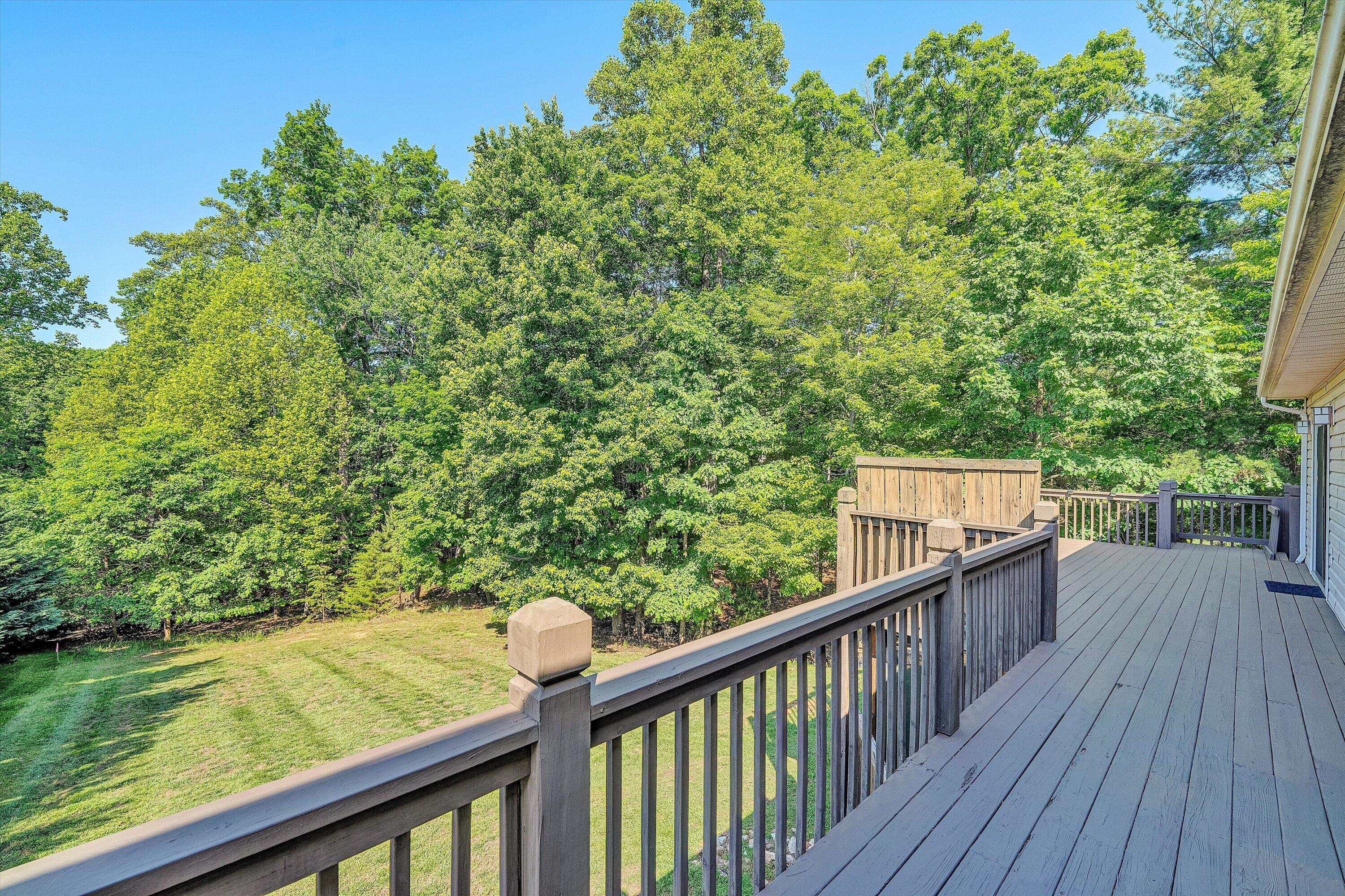 400 Harbor Moneta, VA 24121 - Photo 26 of 51 a view of a balcony with wooden floor and fence