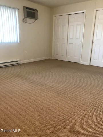 $1,390 | 82 Crescent Street, Unit 21D, Saratoga Springs, NY 12866