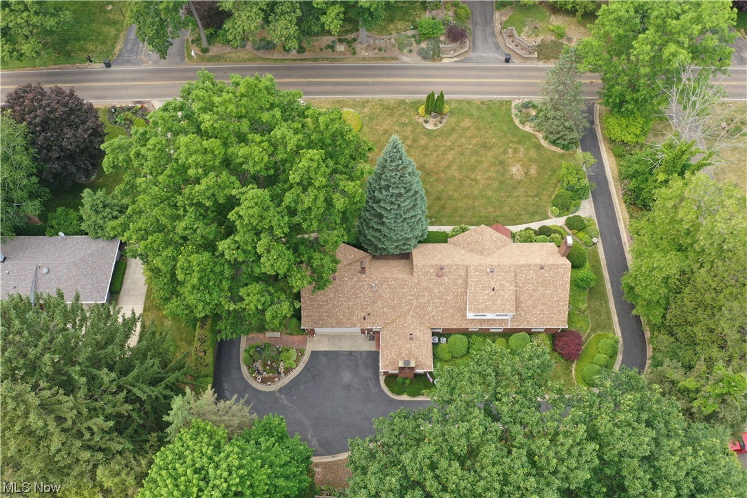 2260 Ridgewood Road Akron, OH 44313 - Photo 5 of 35