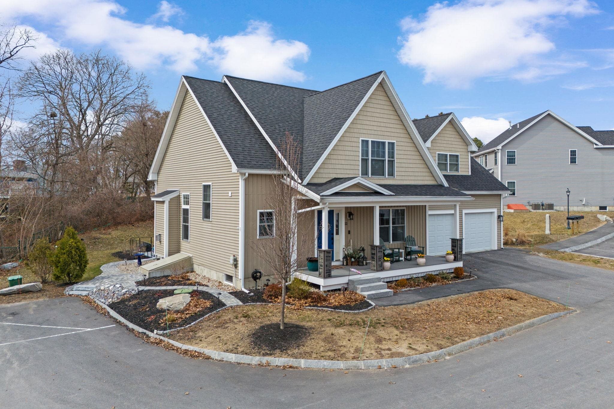 33 Sable Way, Unit 2 Manchester, NH 03102 - Photo 1 of 60