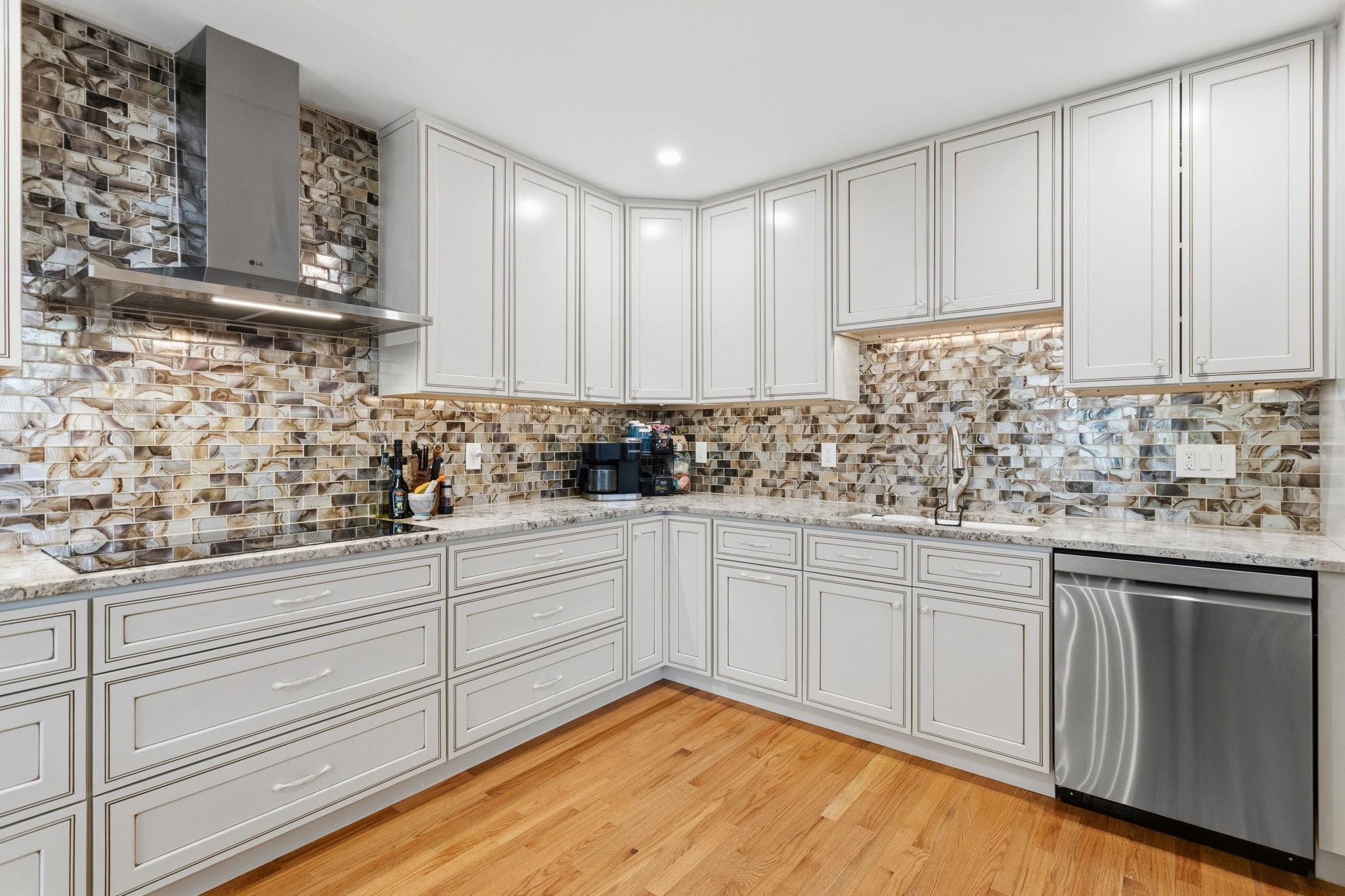 33 Sable Way, Unit 2 Manchester, NH 03102 - Photo 11 of 60