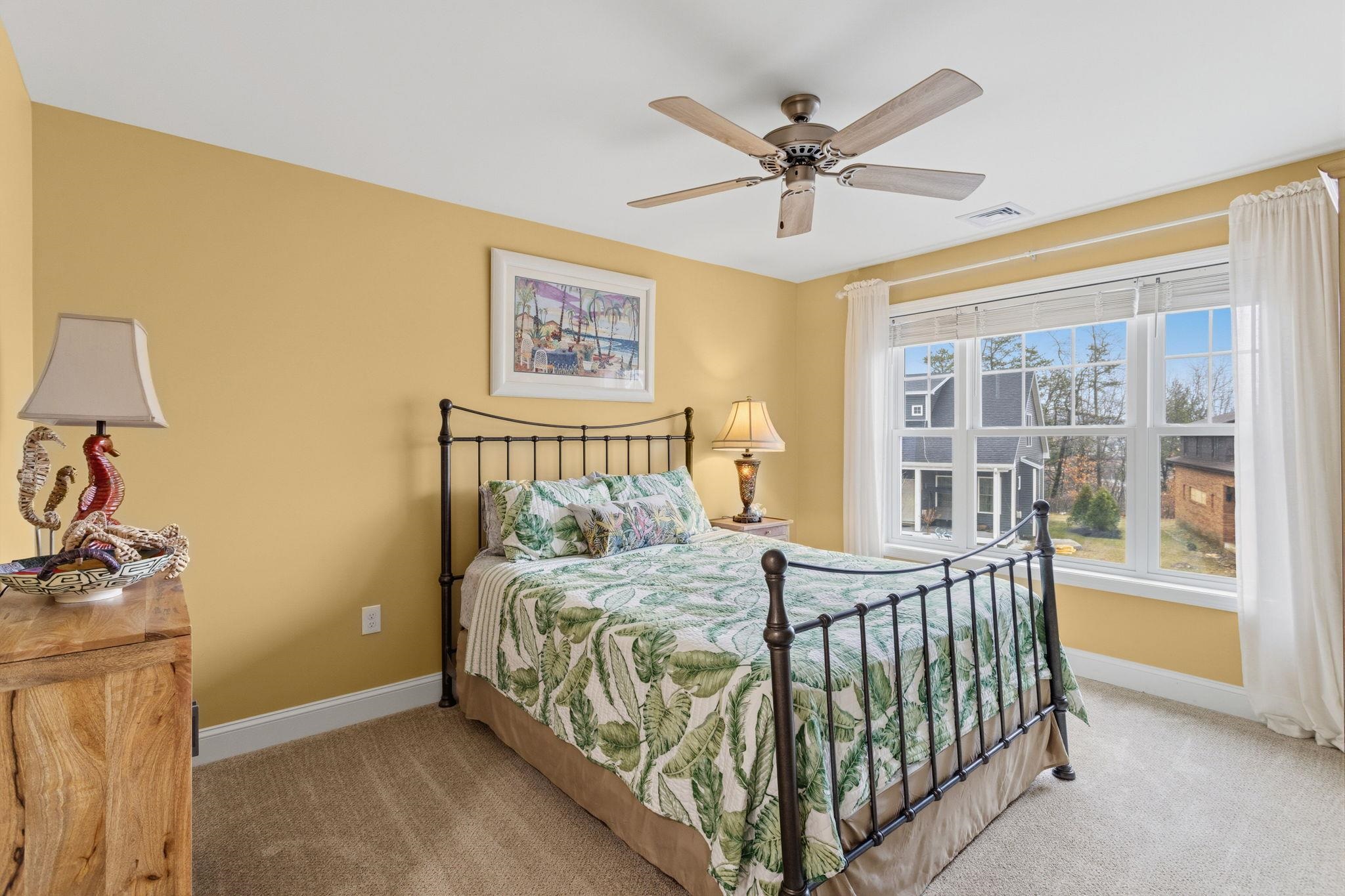 33 Sable Way, Unit 2 Manchester, NH 03102 - Photo 34 of 60