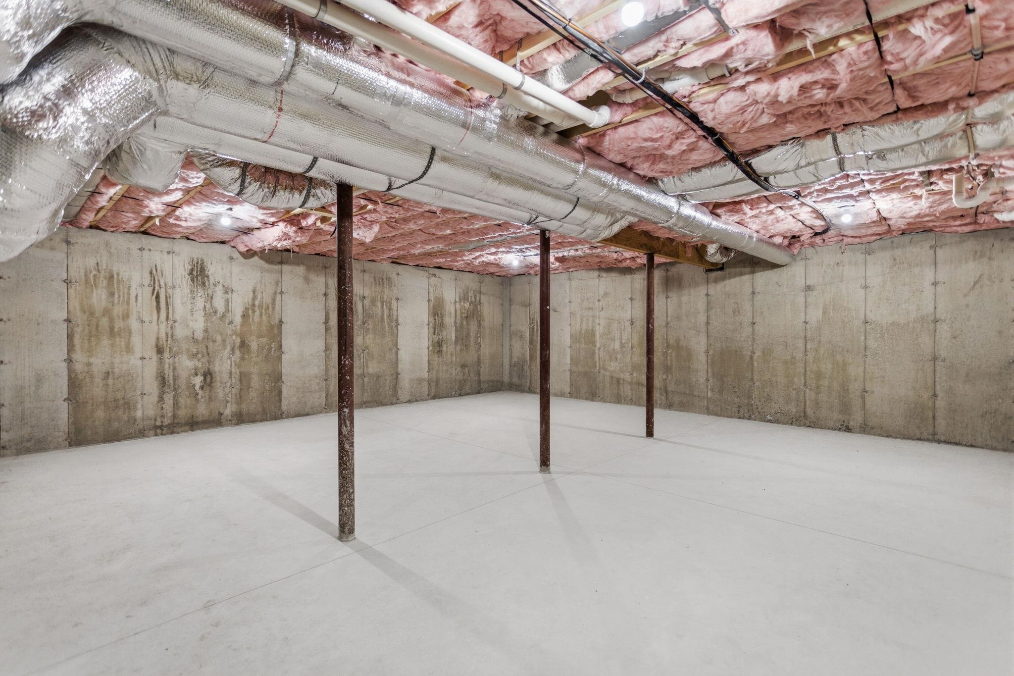 33 Sable Way, Unit 2 Manchester, NH 03102 - Photo 46 of 60