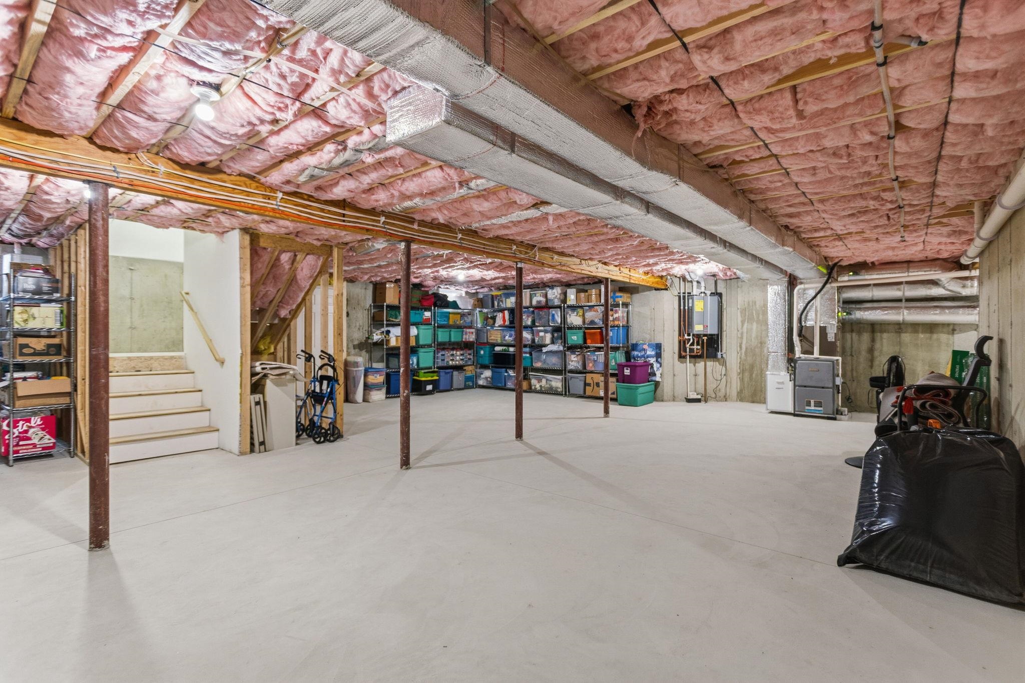 33 Sable Way, Unit 2 Manchester, NH 03102 - Photo 47 of 60