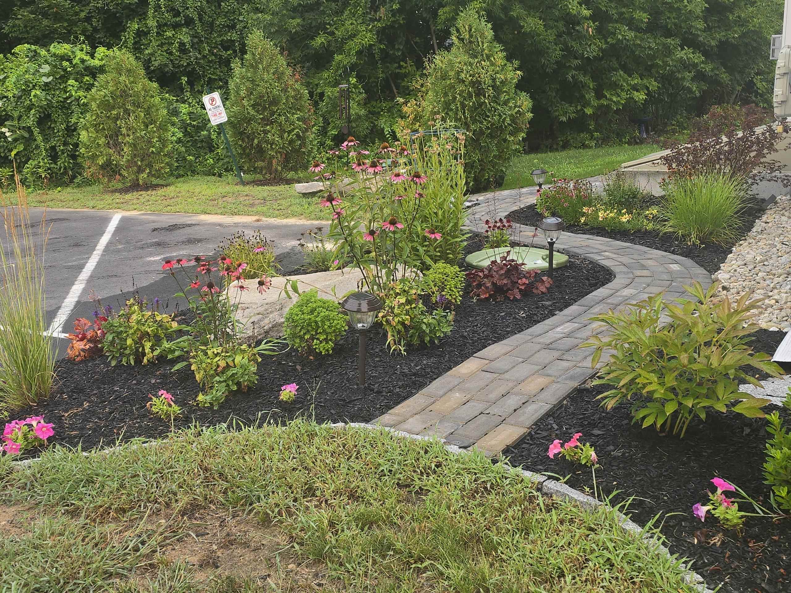 33 Sable Way, Unit 2 Manchester, NH 03102 - Photo 50 of 60