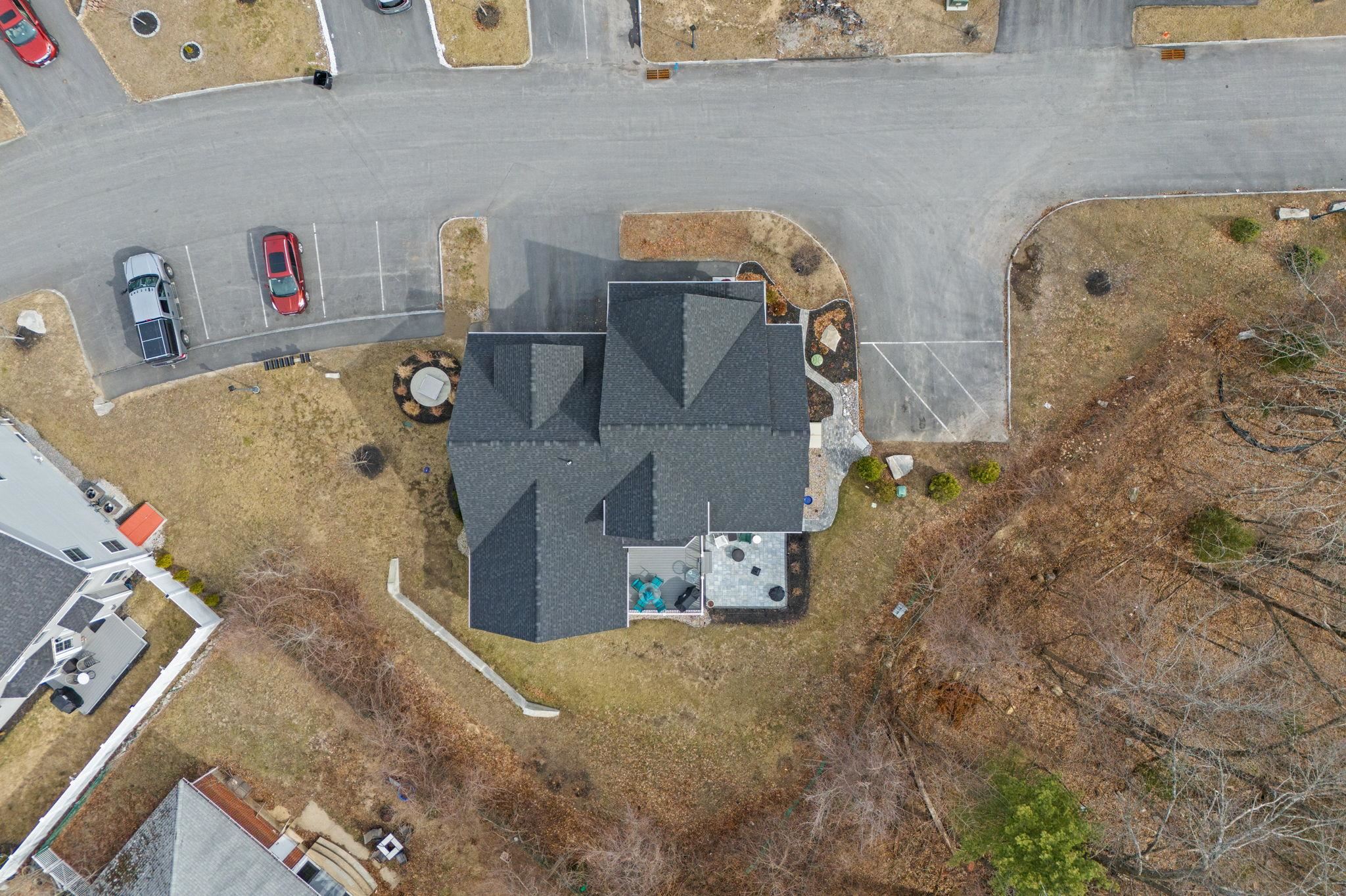 33 Sable Way, Unit 2 Manchester, NH 03102 - Photo 54 of 60