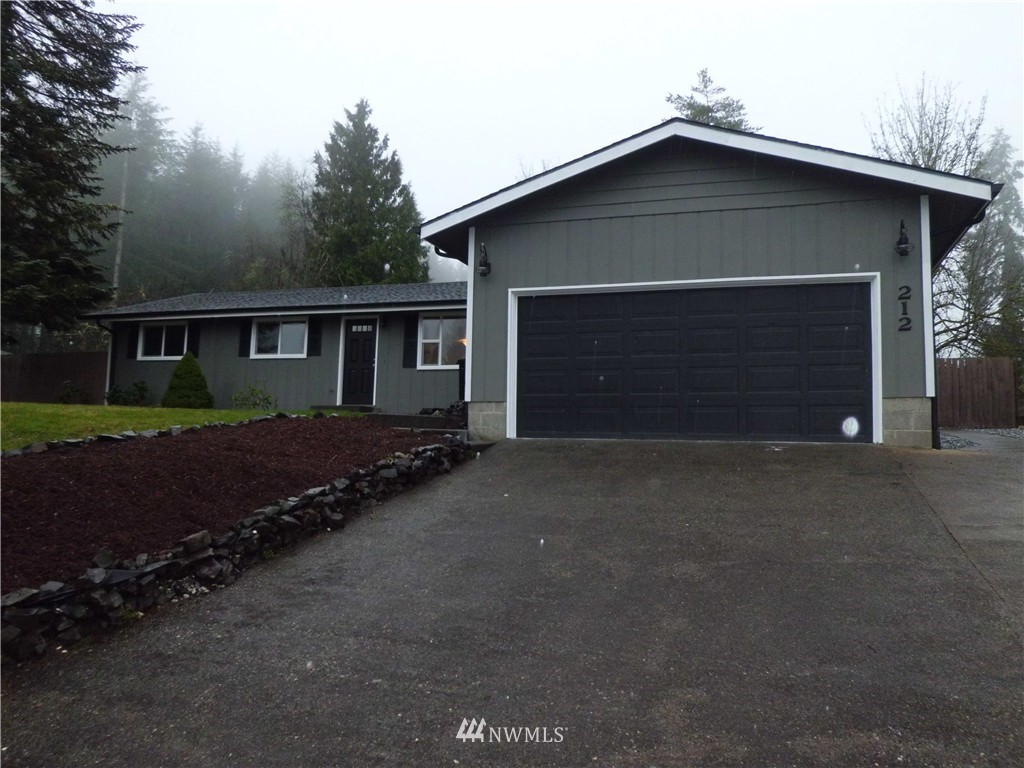 212 Galaxie Road Chehalis, WA 98532 - Photo 1 of 25