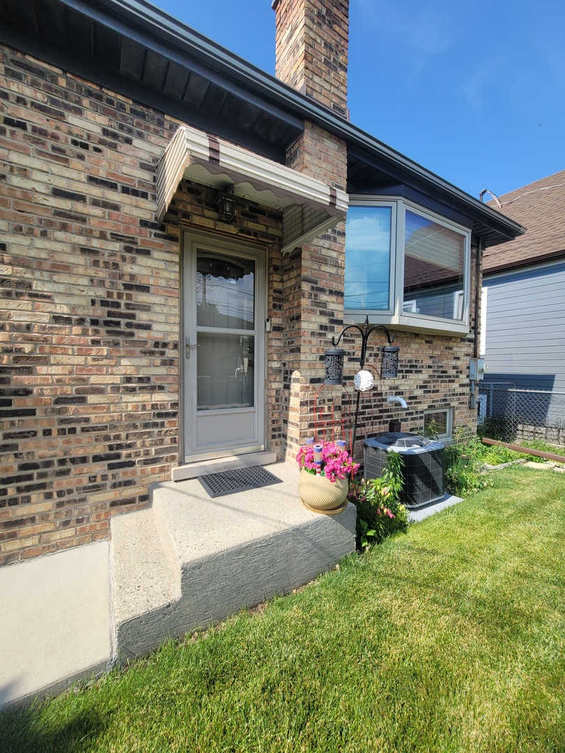 7043 40th Street Berwyn, IL 60402 - Photo 20 of 24