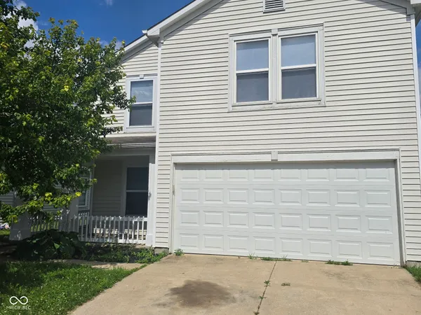 $239,900 | 916 Belvedere Drive, Shelbyville, IN 46176